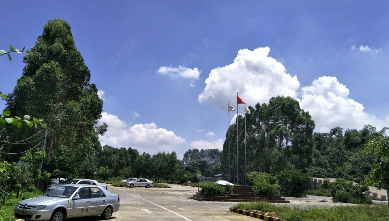 崇左左江驾校训练场