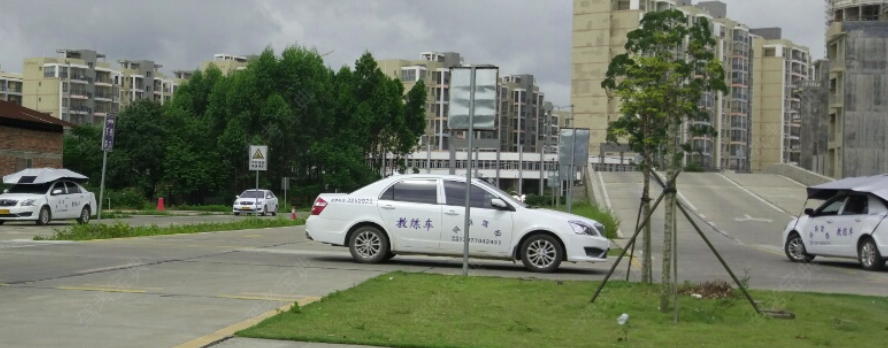 防城港驾校排名